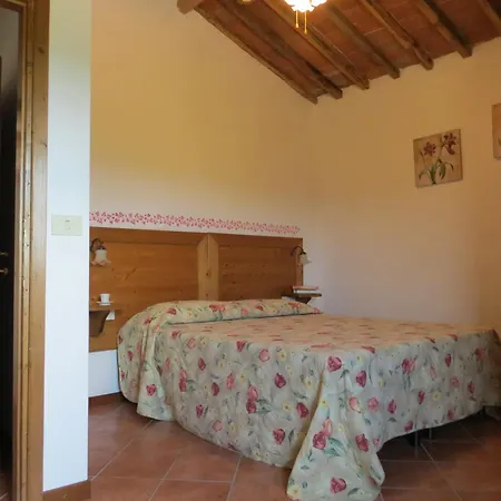 Borgo Sicelle Apartment *